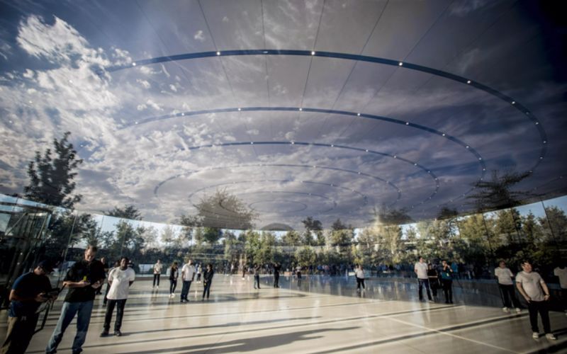 9-Apple-Park-co-thiet-ke-hinh-phi-thuyen .jpg